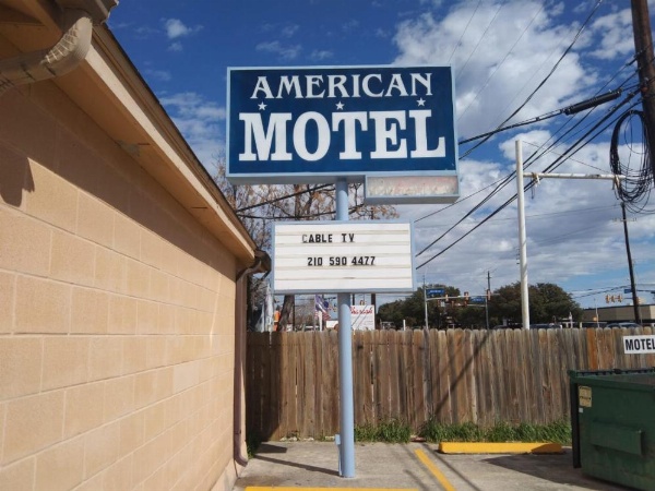 American Motel image 18